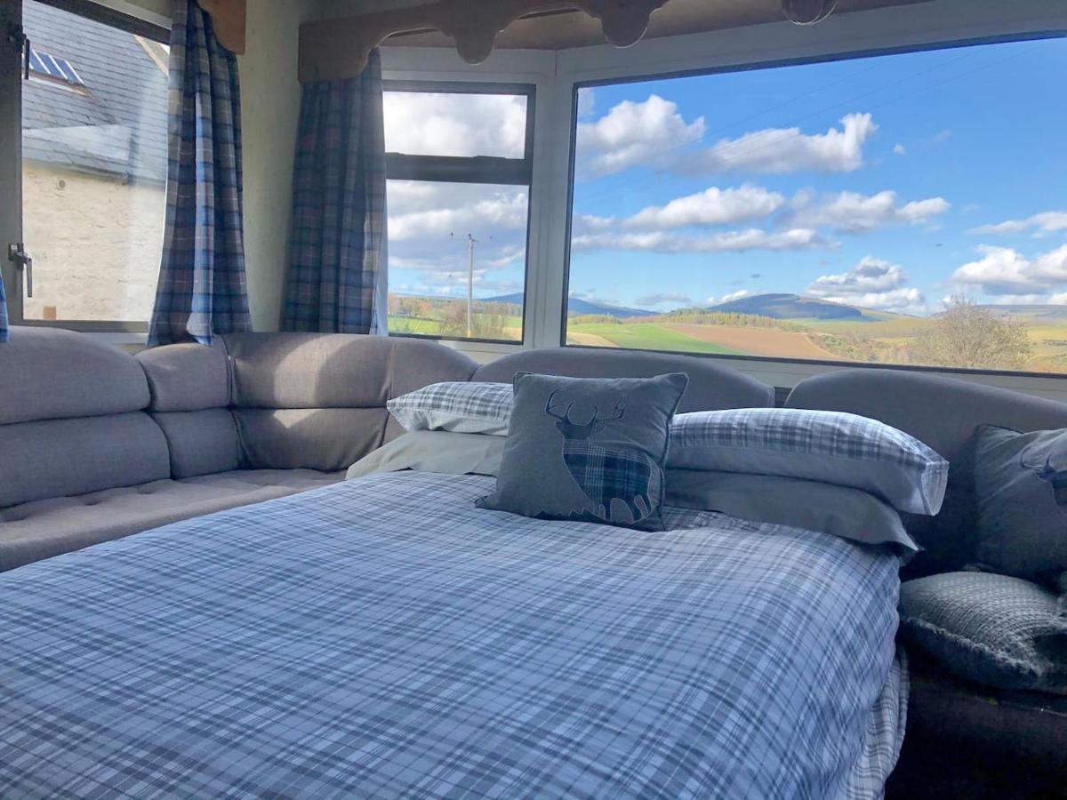 Lettoch Farm Holiday Home Дъфтаун Екстериор снимка